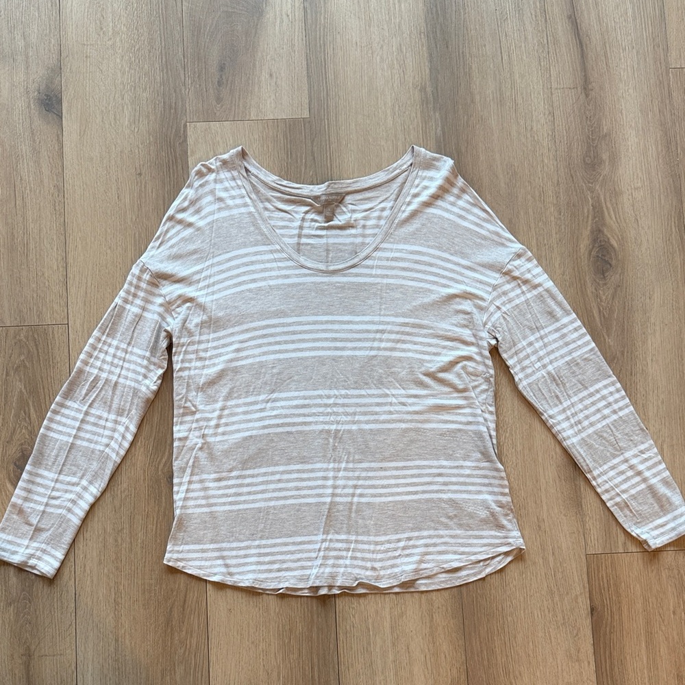 Banana Republic striped long sleeve tee S